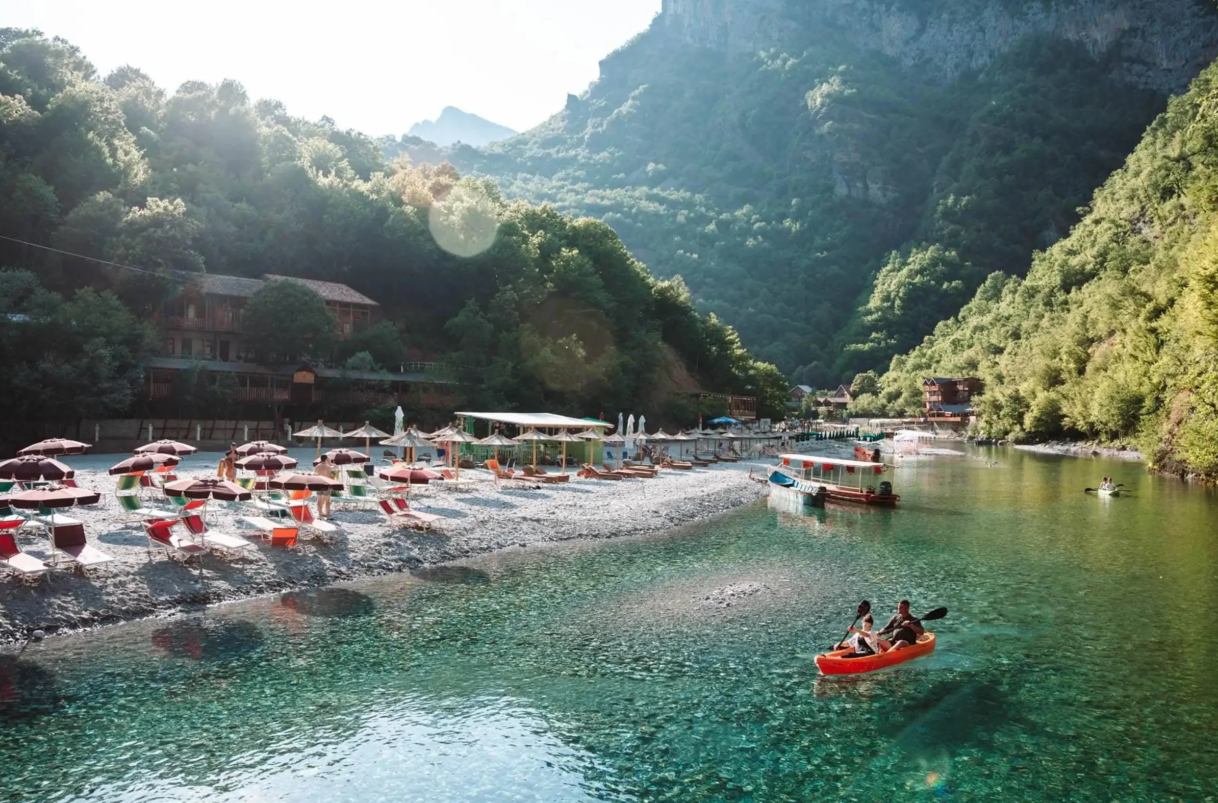 Rondreis compleet Albanie | Shala rivier